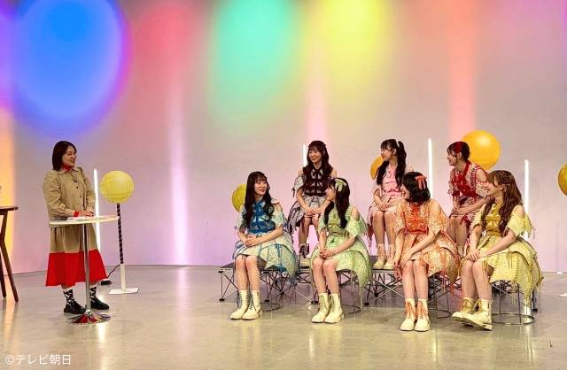 FRUITS ZIPPERが妹分・CANDY TUNEと“だまし合いカラオケ”!