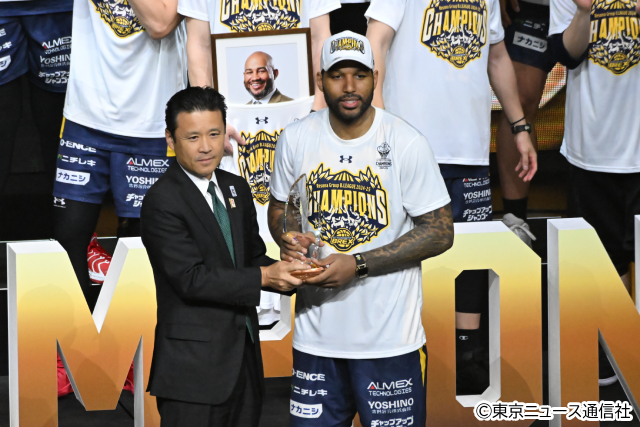 悲しみを乗り越えて…宇都宮がBリーグ最多3度目の優勝に輝く！