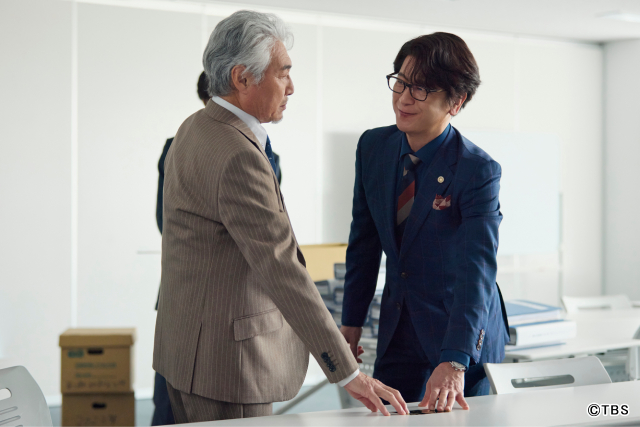 「イグナイト」第5話。桐石拓磨役の及川光博が見せる“カメレオン桐石”の真骨頂!