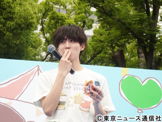 【猫のひたいほどワイド×ファミリーマート】共同開発の“ご褒美スイーツ”を出演者がPR！