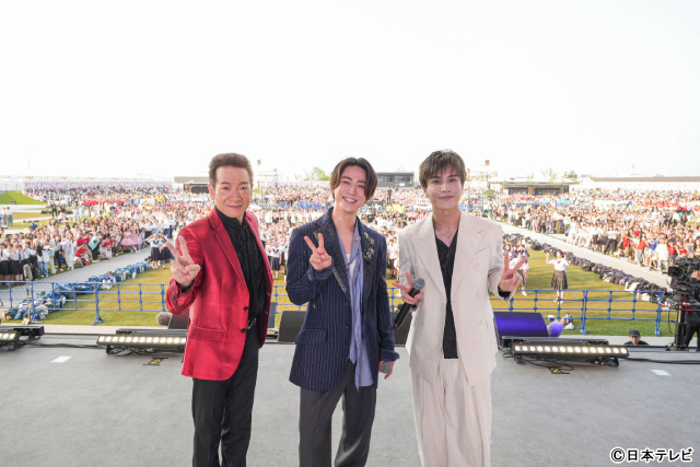 亀梨和也が田原俊彦＆岩田剛典とスペシャルコラボ！　万博会場で「青春アミーゴ」を熱唱!!