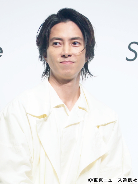 山下智久がヘアケアブランド「Straine」発表会に登場！　名前を間違えられても笑顔で神対応！