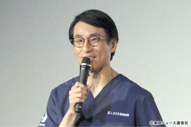 清原果耶＆成田凌が“愛犬”に夢中！「初恋DOGs」でナ・イヌが深田恭子にまさかのツッコミ!?