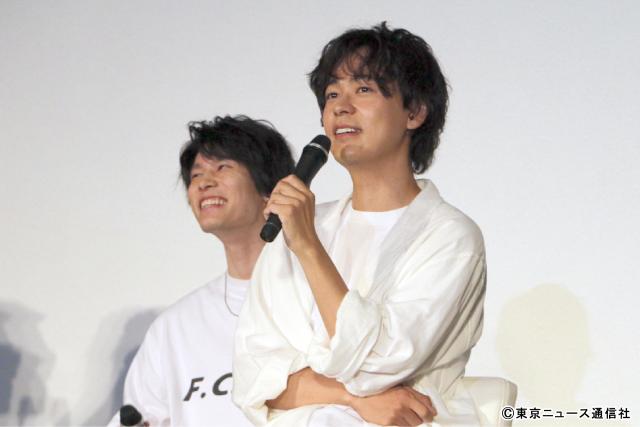 清原果耶＆成田凌が“愛犬”に夢中！「初恋DOGs」でナ・イヌが深田恭子にまさかのツッコミ!?