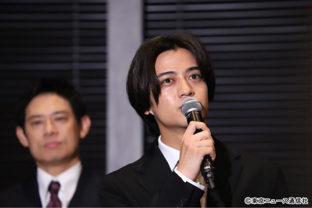 ドラマ「DOPE」中村倫也が相方を絶賛！「髙橋海人はトークのファンタジスト」