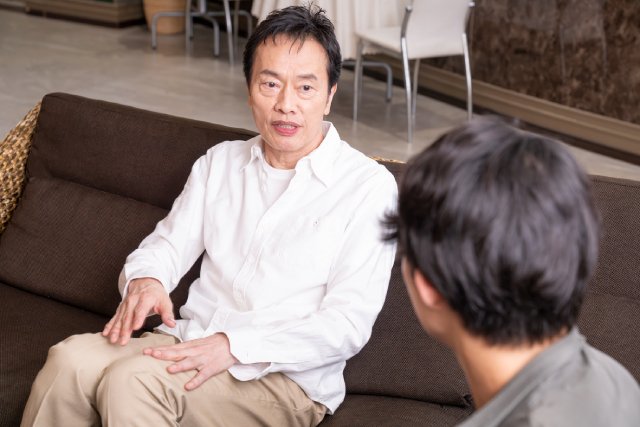 「いつだって究極の選択」関連動画1億回再生突破! 遠藤憲一らが語る縦型コンテンツの新境地