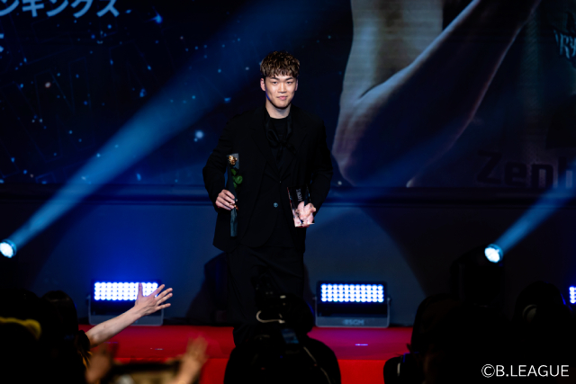 MVPは2年連続でD.J・ニュービル！「B.LEAGUE AWARD SHOW 2024-25」
