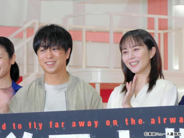 櫻井翔「うそだろ…」連発の猛暑ロケ、戸次重幸はまさかのNG発言!?「放送局占拠」会見