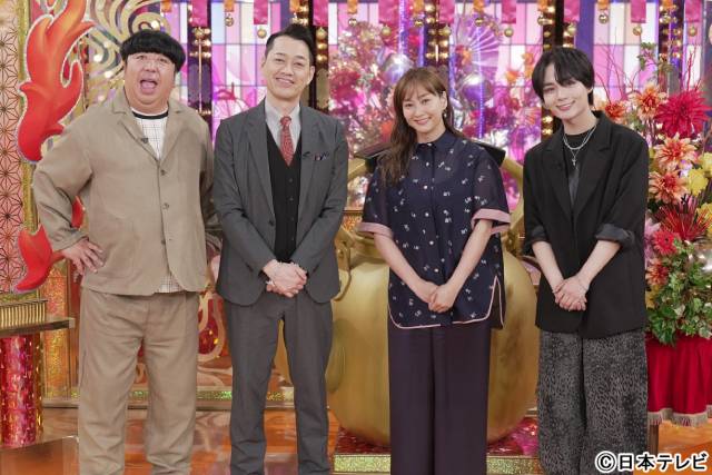 「沸騰ワード10」板垣李光人が吉沢亮に“かき氷”をプレゼン＆大西流星はカプセルトイを絶賛！