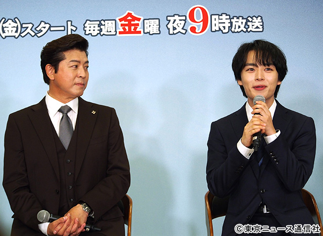 “無表情”役の上川隆也、大西流星と鉄道談義で意気投合!?「能面検事」会見で明らかに