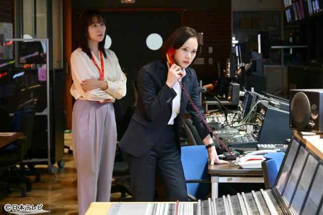櫻井翔「放送局占拠」第1話で妖怪面集団が500人を人質に！　青鬼（菊池風磨）も再び動き出す