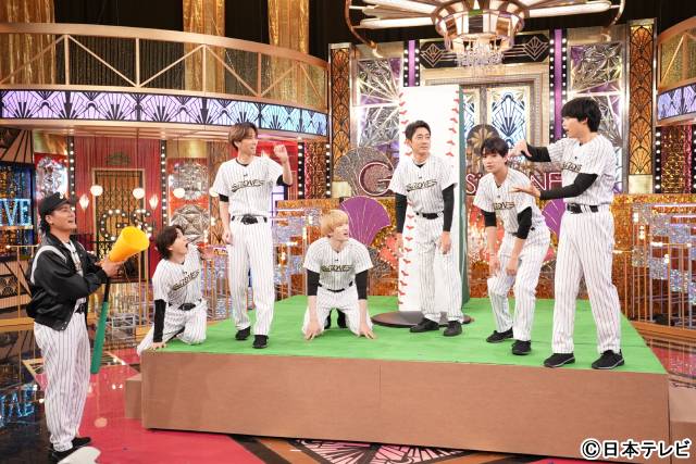 小泉家、規格外すぎる!? 　小泉孝太郎がSixTONESと“サイズ感”で大混乱！