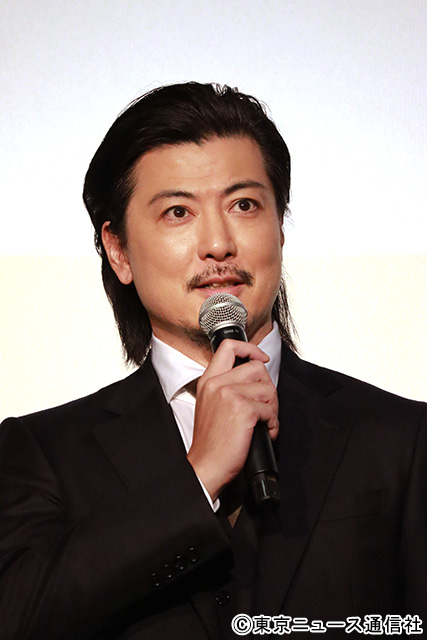 「スティンガース」舞台あいさつに、森川葵、藤井流星、本郷奏多らおとり捜査班のメンバーが登壇