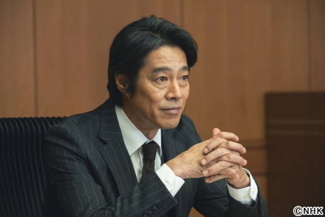 堤真一、“紙の辞書に引導を渡す男”に！「舟を編む」新社長役を語る