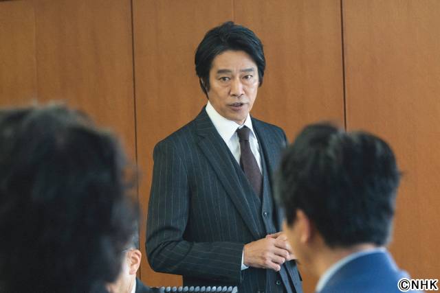 堤真一、“紙の辞書に引導を渡す男”に！「舟を編む」新社長役を語る