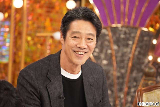堤真一が「Golden SixTONES」で大奮闘！“嫁が推す松村北斗”に大混乱!?