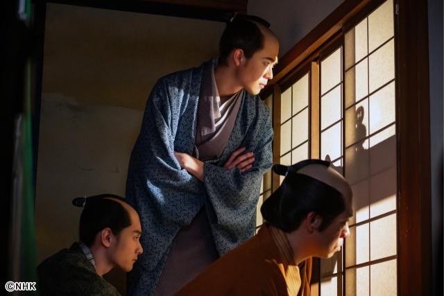 「べらぼう」宮沢氷魚が語る“悲劇のプリンス”田沼意知【前編】―渡辺謙との師弟関係と誰袖への恋心