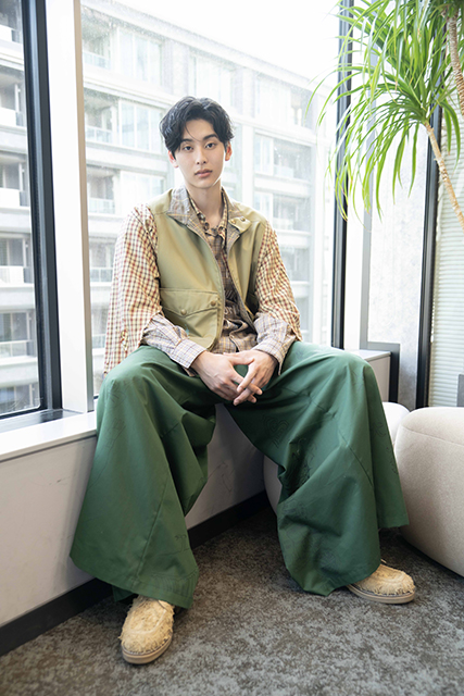 石川愛大「恋愛禁止」で演じる愛され後輩キャラは役だけではない!?　末っ子気質な一面に迫る