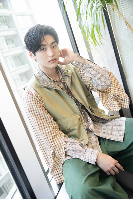 石川愛大「恋愛禁止」で演じる愛され後輩キャラは役だけではない!?　末っ子気質な一面に迫る