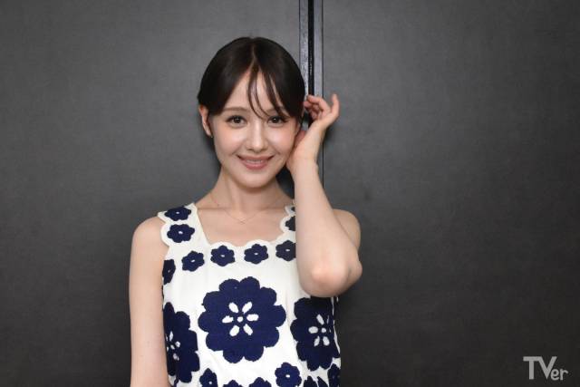 トリンドル玲奈、「レプリカ 元妻の復讐」で話題の特殊メーク、共演・千賀健永の印象を語る