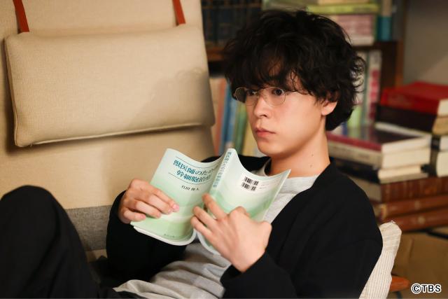 「初恋DOGs」成田凌が語る“こじらせ獣医”白崎快「変わっていく姿を丁寧に描けたら」