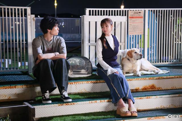 萩原利久、“陽キャ看護師”で現場の空気も上げる!「初恋DOGs」で感じた共演者とのチーム力