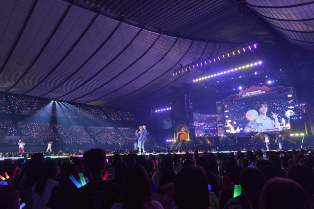 「EBiDAN THE LIVE 2025」超特急、M!LKら全9組がホテルを舞台に幻想的なひととき届ける