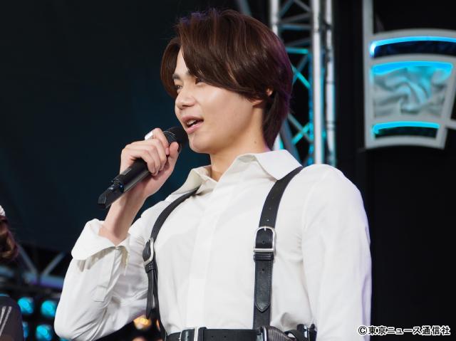 「仮面ライダーゼッツ」制作発表で今井竜太郎が変身ポーズを初披露！　新キャストや主題歌も解禁