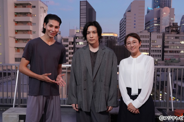 木村文乃＆ラウールが感動。レイニが「愛の、がっこう。」撮影現場で主題歌を生披露