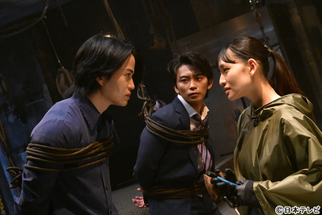 櫻井翔主演「放送局占拠」第5話。妖のリーダー・般若の正体は加藤清史郎だった