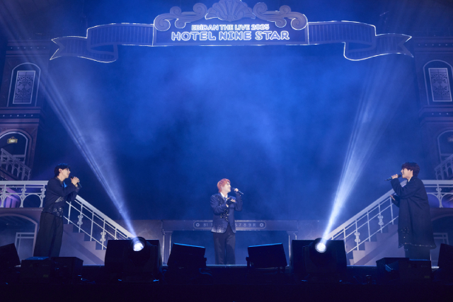 「EBiDAN THE LIVE 2025」超特急、M!LKら全9組がホテルを舞台に幻想的なひととき届ける