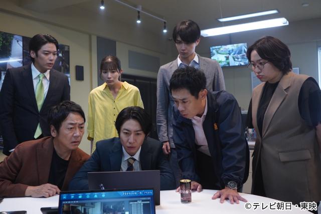 「大追跡」第7話で熱血教師が謎の死――佐藤浩市がコメント“盟友”との絆と現場の空気を語る