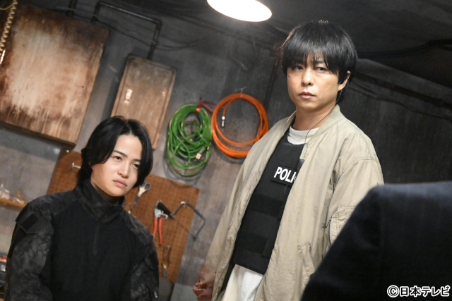 「放送局占拠」第8話。武蔵（櫻井翔）と青鬼・大和（菊池風磨）が初共闘＆“座敷童”の正体も判明