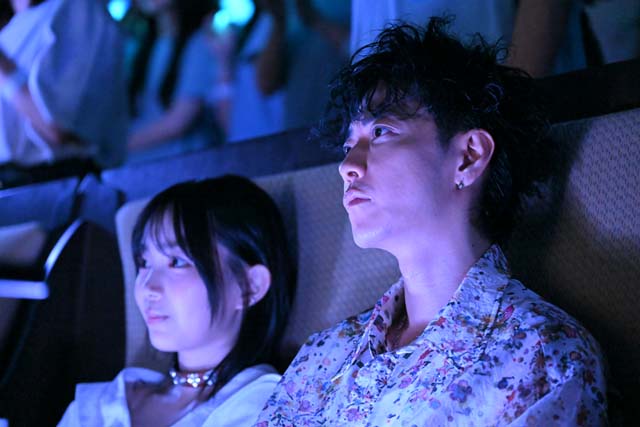 佐藤健、宮﨑優が「グラスハート」ファンと本編を鑑賞。アジアでのファンミも決定