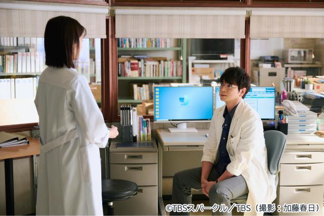 松本潤が体現する総合診療医の姿「19番目のカルテ」青山貴洋監督が語る演出の舞台裏