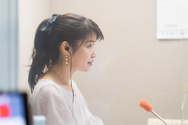 「人々の心を支える存在に」ラジオパーソナリティー桑原あずさが語るラジオへの思い