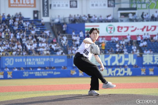 「パワプロドラマ2025」主演決定の鈴木福が始球式に登場！「ドラマの成功を祈って投げた」