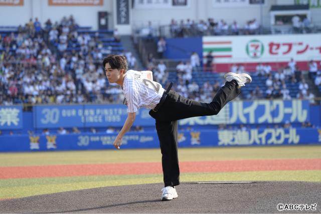 「パワプロドラマ2025」主演決定の鈴木福が始球式に登場！「ドラマの成功を祈って投げた」
