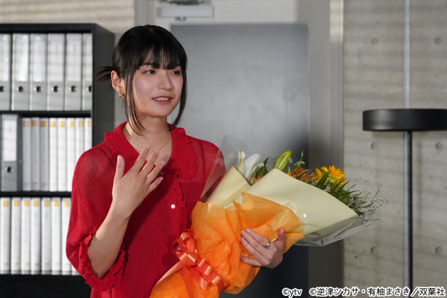「DOCTOR PRICE」撮影終了に岩田剛典「戦いのような4か月」バディ蒔田彩珠と抱擁