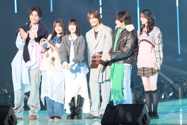 福本莉子＆高橋恭平ら「ストロボ・エッジ」キャストが「TGC」で関西ノリ全開の舞台裏トーク！