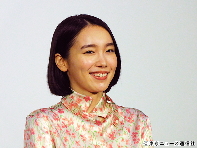 大東駿介＆飯豊まりえ、柴犬にメロメロ！　柄本時生が声に決まり「なでにくくなった（笑）」