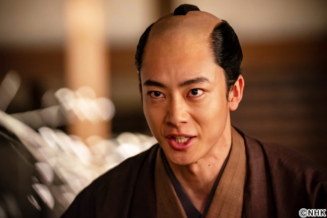 「複雑な感情が巡った」井上祐貴が語る定信の葛藤。「べらぼう」第36回で春町の自害描く