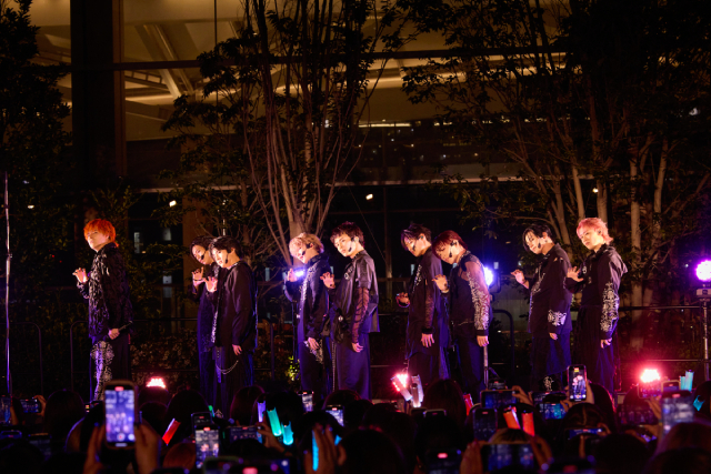 超特急が新曲「NINE LIVES」リリース！　MV撮影地のTAKANAWA GATEWAY CITYでイベント開催
