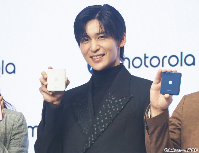 目黒蓮、“相棒のような存在”のスマホで撮影したプライベートショットを披露！