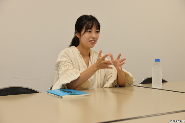 桜田ひより＆佐野勇斗「ESCAPE」小室直子監督が語る演出哲学「役者の輝きをすくい取りたい」