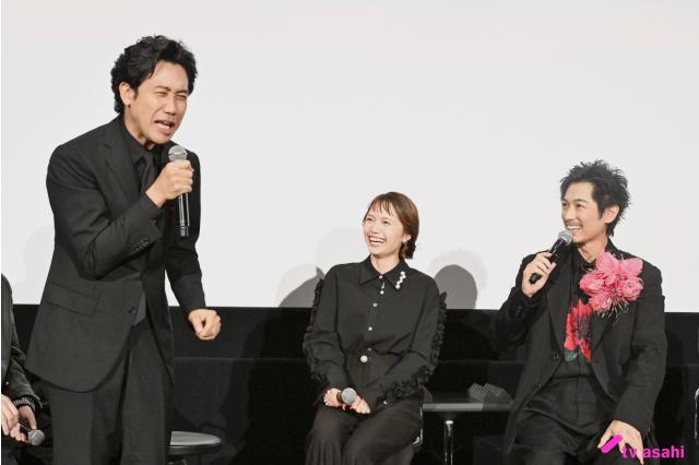 大泉洋がモノマネで岡田将生を翻弄!?「ちょっとだけエスパー」制作発表会で北村匠海も爆笑
