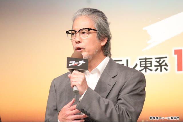 「コーチ」記者会見で唐沢寿明が犬飼貴丈ら若手に“コーチング料”を請求!?