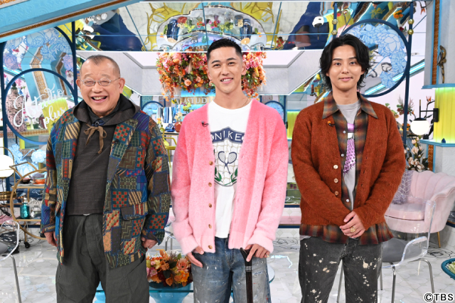 「A-Studio+」に出演したプロ車いすテニスプレーヤーの小田凱人と笑福亭鶴瓶&藤ヶ谷太輔(Kis-My-Ft2)