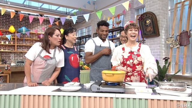 平野レミが外国人の“思い出の味”を堪能！「今まで食べたことないものばっかり」