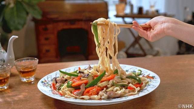 平野レミが外国人の“思い出の味”を堪能！「今まで食べたことないものばっかり」